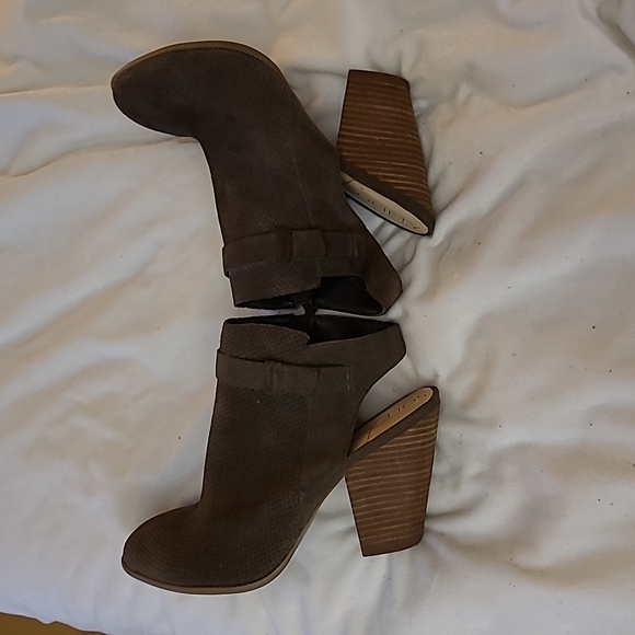 Sole Society Shoes - Sole Society Size 11 B Brown Suede Leather Ankle Booties